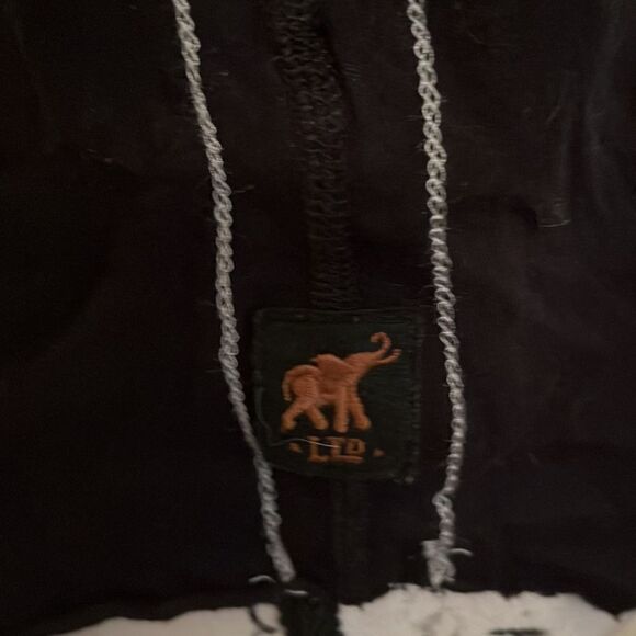 Trunk LTD Zac Brown Distressed Lace Sheer Mesh Detailing Black Graphic Shirt - Picture 10 of 13